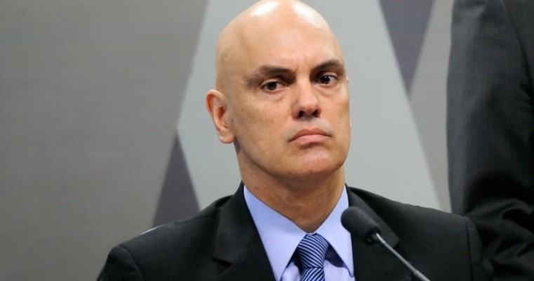 Delegados da Polícia Federal pedem que Moraes seja investigado por “abuso de autoridade”