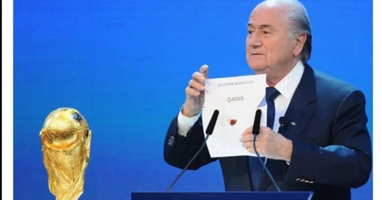 Ex-presidente da Fifa, Joseph Blatter diz que ‘foi um erro’ Copa no Catar