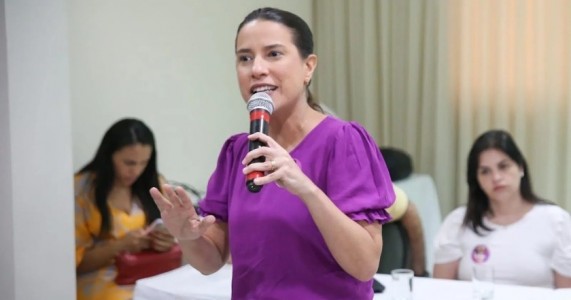 Raquel Lyra reúne prefeitos de Pernambuco em encontro realizado em Caruaru
