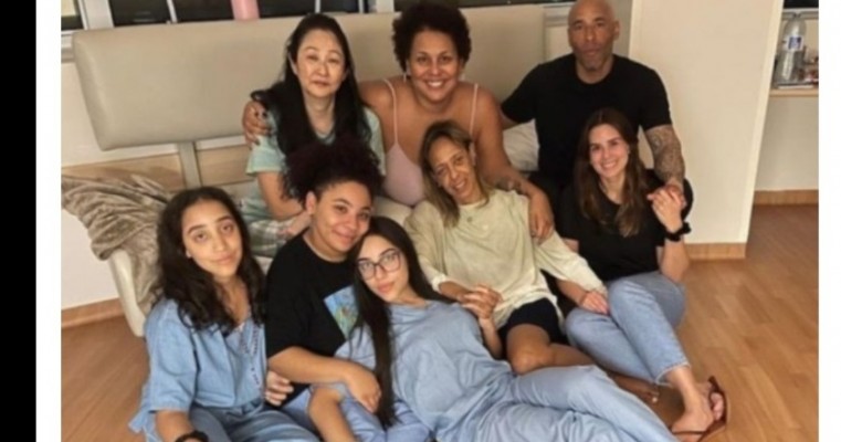 Família de Pelé passa noite de Natal no hospital