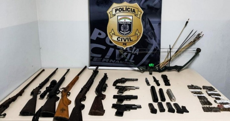  ﻿Polícia Civil realiza a maior apreensão de armas do ano em Serra Talhada no Sertão de PE 