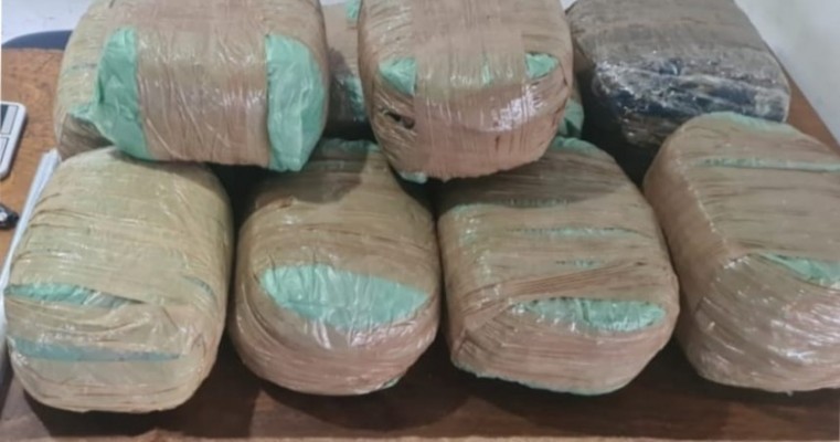 Polícia prende indivíduos com 20 Kg de maconha 1kg de cocaína e armas em Petrolina no Sertão de PE