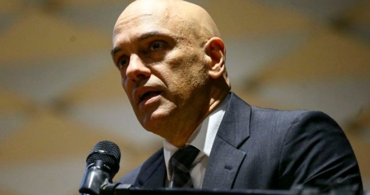 Alexandre de Moraes inclui Bolsonaro em inquérito sobre ataques antidemocráticos