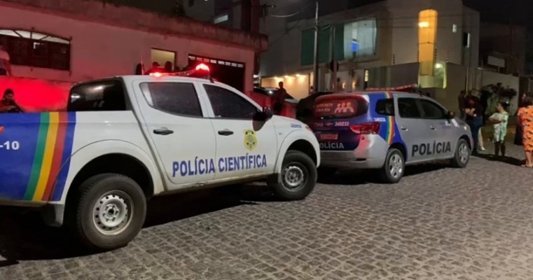 Feminicídio: Homem mata esposa e tira a própria vida em Garanhuns no Agreste de PE 