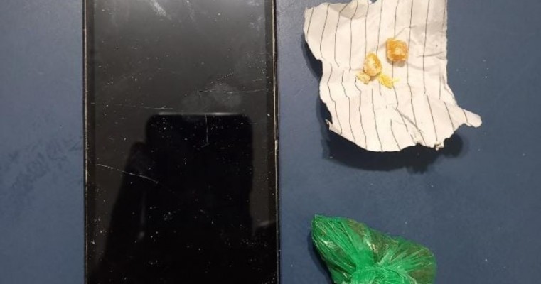 Políciais apreendem maconha, crack e um aparelho celular na cadeia pública de Ipubi no Sertão de PE