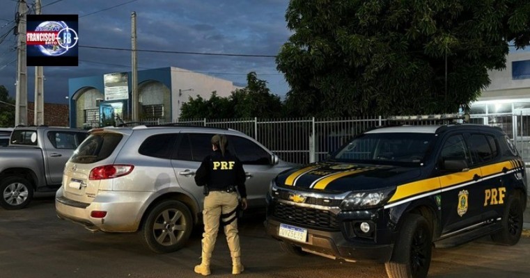 Após tentar fugir de abordagem, mulher é presa com carro clonado em Salgueiro