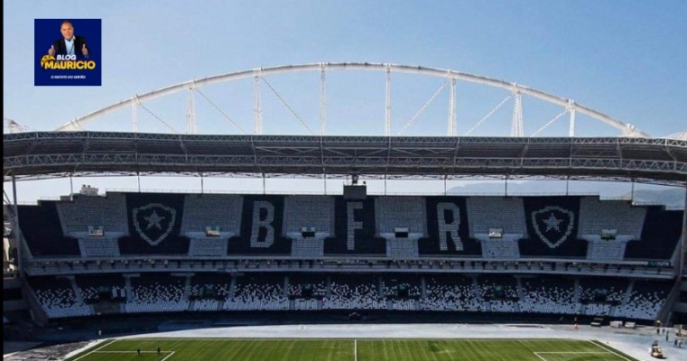 Marcações no novo gramado do Estádio Nilton Santos. Tá ficando bonito!  Em breve nos reencontraremos! #VamosBOTAFOGO