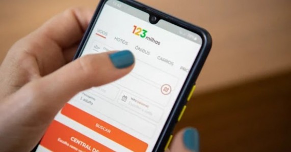Justiça manda bloquear conta e 123Milhas sofre primeiras derrotas