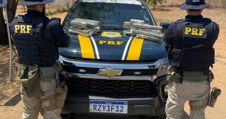 Casal "Mulas do Tráfico" é preso pela PRF transportando 20,6 Kg de maconha em Salgueiro no Sertão de PE