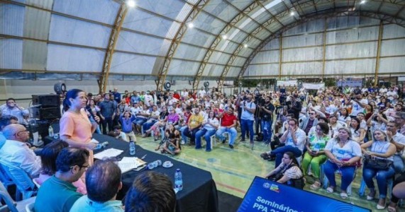 Raquel anuncia requalificação da PE-483, ligação entre BR-232 e distrito de Umãs em Salgueiro