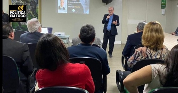 Noite de autógrafos concorrida em Campina Grande