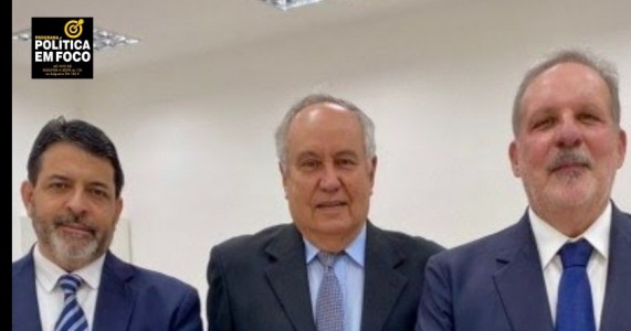 ARMANDO MONTEIRO ELOGIA ESCOLHA DE CÍCERO MORAES PARA A SECRETARIA ESTADUAL