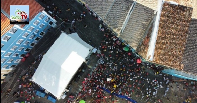 Ato “pró-democracia” da esquerda em Salvador teve 1.042 pessoas
