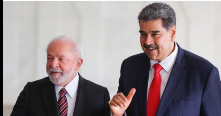 Lula sacrifica convicções sobre Venezuela para recuperar popularidade