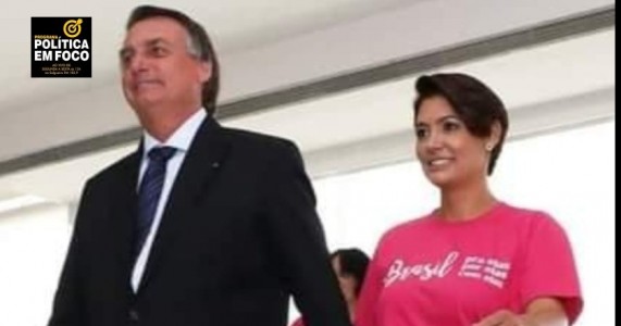  A oposição, claro, já sentiu o cheiro de sangue e intensificou a presença no Nordeste. O casal Jair e Michelle