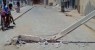 Caminhão derruba poste e acidente preocupa moradores em Floresta, PE