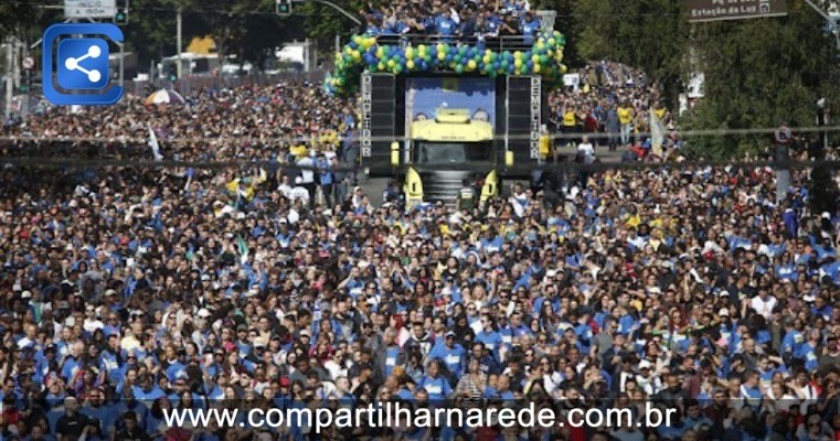 Marcha para Jesus reúne fiés e políticos de todos os lados em São Paulo