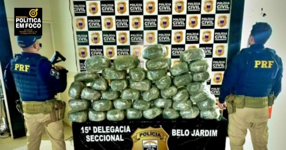 HOMEM É PRESO COM 41 KG DE MACONHA EM CARRO ROUBADO APÓS PERSEGUIÇÃO NA BR-232