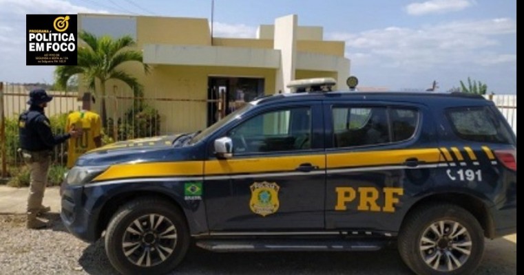 PRF ajuda adolescente esquecido em posto de combustíveis em Cabrobó