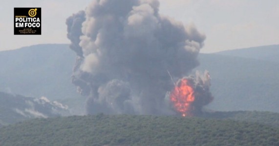 Começou com uma troca de fogo massiva entre Israel e o grupo militante apoiado pelo Irã,