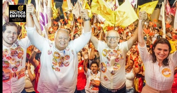 *Ao lado de Pedro Campos e Marilia Arraes, Marcones e Cacau arrastam multidão na Cohab 