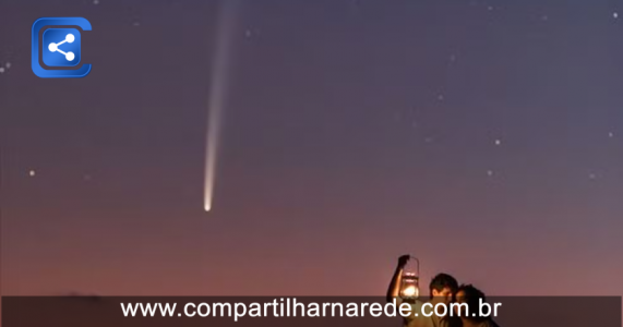 Fotógrafo Capta Passagem do 'Cometa do Século' Durante Ensaio de Noivos no Ceará