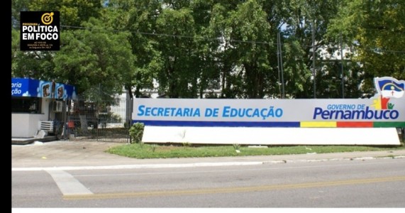 O Tribunal de Contas de Pernambuco suspendeu uma licitação de compra de kit escolar para a Secretaria