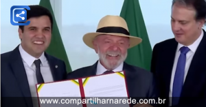 Lula sanciona lei para restringir uso de celulares nas escolas