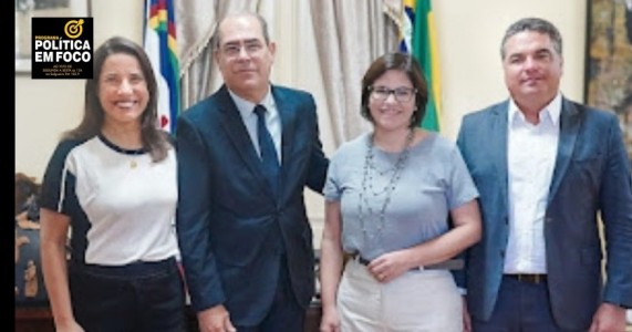 PREFEITO MANO ALMOÇOU COM A GOVERNADORA RAQUEL LYRA