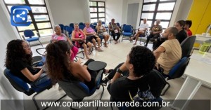 Prefeitura do Recife inicia novas turmas do curso gratuito que ensina idosos a usar o celular