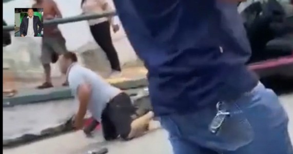  Uma briga de trânsito entre um motorista e um motociclista acabou com uma criança 