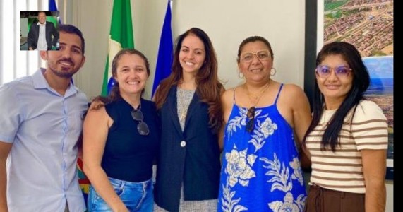 Catharina Garziera se reúne com Sintelag e garante o pagamento do piso do magistério