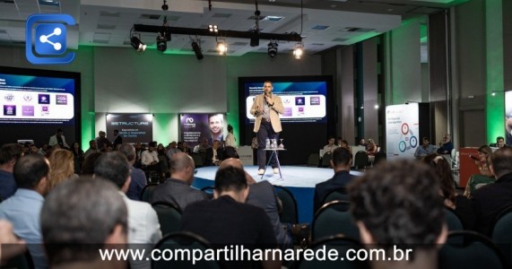 Representantes da Prefeitura de Petrolina participaram do Fórum de Cidades inteligentes na capital baiana