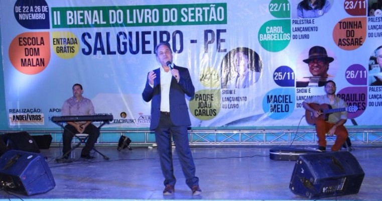 Prefeitura de Salgueiro-PE promove atividades, palestras e shows no terceiro dia de Bienal do Livro do Sertão