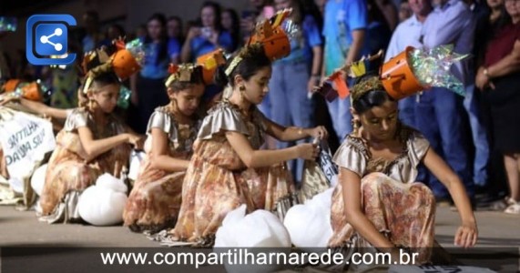 Preservando a tradição cultural, Rajada celebra seus 94 anos com desfile artístico alegórico nesse sábado