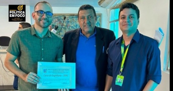 Câmara de Vereadores de Serra Talhada homenageia curso de Engenharia Civil do IFSertãoPE