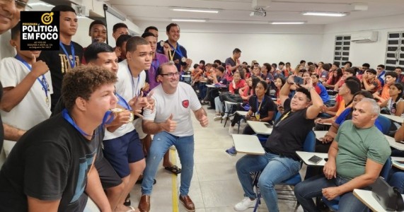 Prefeitura do Jaboatão dos Guararapes premia atletas da seletiva municipal dos Jogos Escolares
