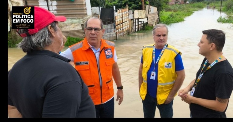 Mano Medeiros reúne secretários municipais para acompanhar ações durante o período chuvoso