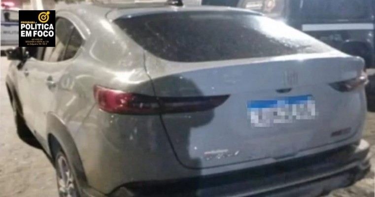 SUSPEITO COM MANDADO DE PRISÃO ABANDONA VEÍCULO E FOGE