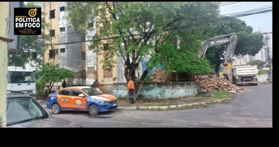 Prefeitura do Jaboatão acompanha demolição do Edifício Camboa, em Candeias