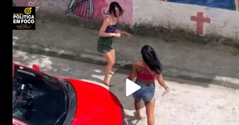 Vídeo revela o momento em que o namorado de Maryane Izabelle da Silva Santos bate o carro em Thayssa