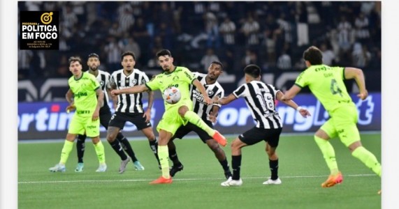 Botafogo e Palmeiras avançam no Super Mundial e vão se enfrentar nas oitavas de final