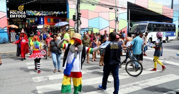 Prefeitura do Jaboatão realiza atividade educativa sobre o uso da faixa de pedestres em Prazeres