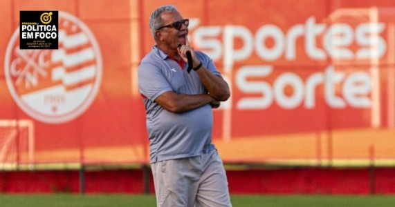 “Não tenho do que reclamar”, celebra Hélio dos Anjos após vitória do Náutico
