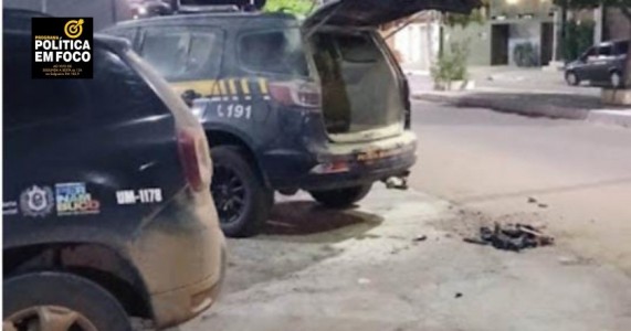 NO SERTÃO PERNAMBUCANO, PRF SALVA HOMEM QUE TENTOU SE INCENDIAR DENTRO DE VIATURA.