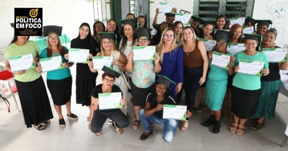 Prefeitura do Jaboatão finaliza curso de atendimento a idosos