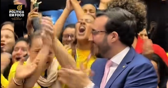 DEPUTADO LULA DA FONTE: A VIDA DESSAS MÃES FOI HONRADA