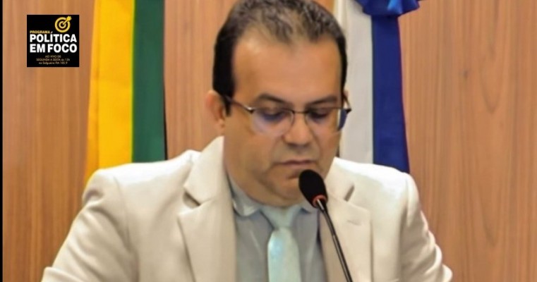 VEREADOR PROFESSOR AGAEUDES SAMPAIO: Sempre estive ao lado dos professores e da educação.