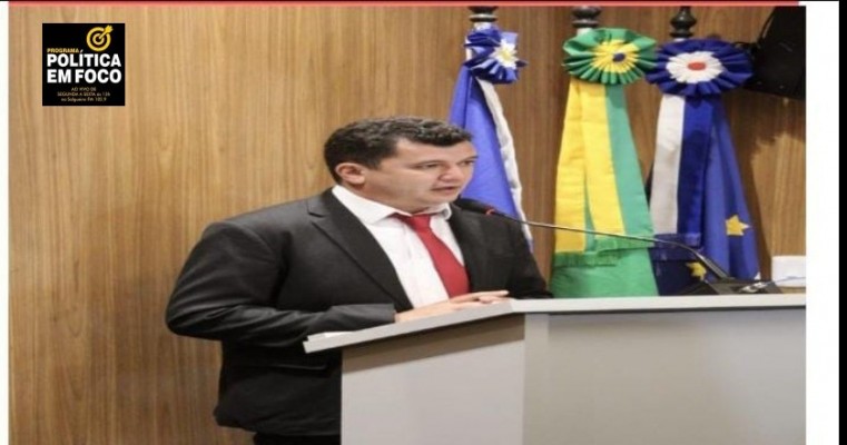 Vereador Pitel Filho denuncia ambulâncias paradas há quase dois anos