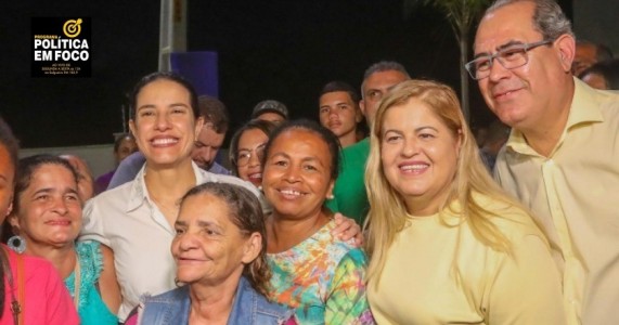 Prefeito Mano Medeiros e governadora Raquel Lyra entregam chaves do habitacional Villa das Laranjeiras